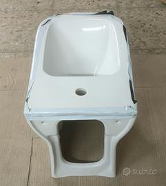 coppia sanitari filo muro wc e bidet 