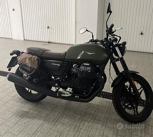Moto Guzzi V7 III Stone