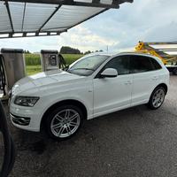 Audi Q5 2.0 tdi 170cv