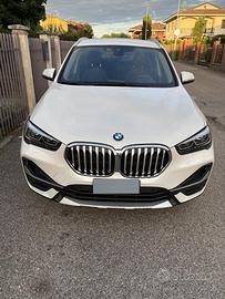 Bmw x1 18 xdrive x line