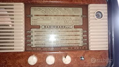 Radio valvolare Scala parlante