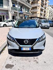 Nissan Qashqai 2021 ibrida benzina