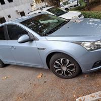 Chevrolet Cruze 2.0 LT – 2009