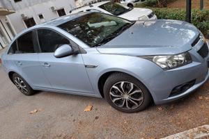 Chevrolet Cruze 2.0 LT – 2009