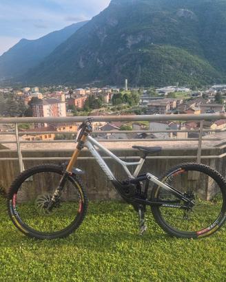 specialized demo 8 race 