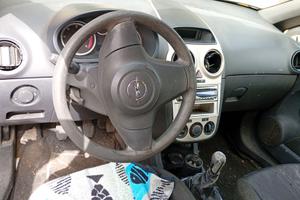 Auto opel corsa