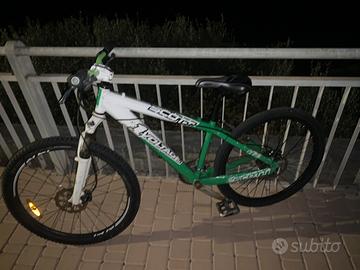 Bici da dirt scott