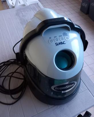 ASPIRAPOLVERE AD ACQUA