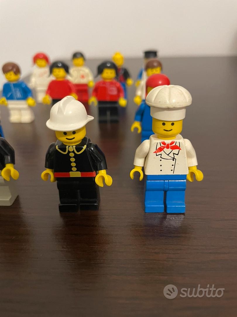 Lego omini minifigure 9 pezzi - Tutto per i bambini In vendita a Bergamo
