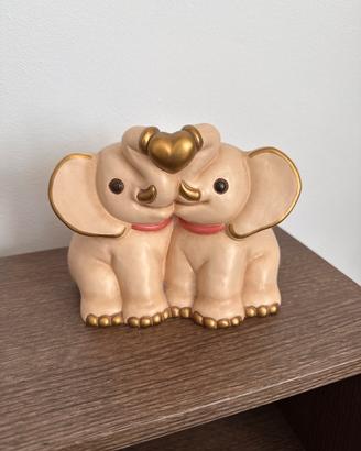 Coppie elefanti Thun grandi