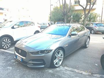 jaguar XE 2000d s 180