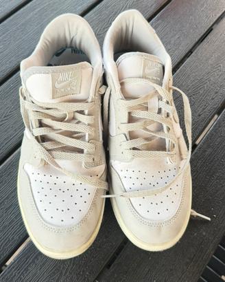 Scarpe Nike bianche e grigie N :46