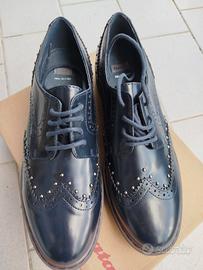 scarpe blu Bata stile inglese n. 41 