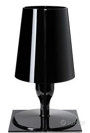 Lampada TAKE KARTELL nera da tavolo