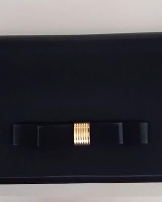 Pochette in raso nero per cerimonia