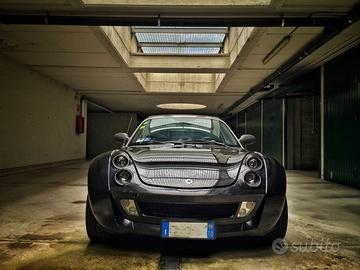 Smart Roadster splendida, compatta, irresistibile