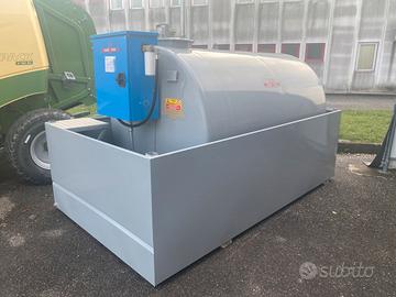 Cisterna gasolio Dado tank con bacino 110% 4941 lt