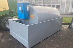 Cisterna gasolio Dado tank con bacino 110% 4941 lt