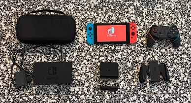 Nintendo Switch 1 con accessori e giochi