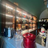 Bottigliera bacheca bar