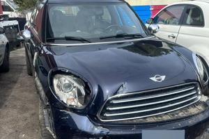 Mini COOPER COUNTRYMAN AUTOM. Incidentata
