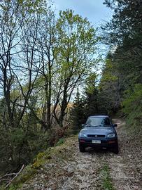 Toyota Rav4 passo lungo