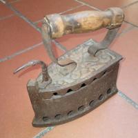 Ferro da Stiro a Carbone anni 30