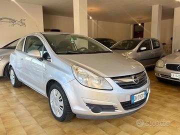 Opel Corsa 1.2 3 porte Club