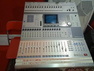 mixer tascam dm3200