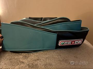 Massaggiatore cervicale con funzione di riscaldame