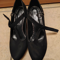 Scarpe con tacchetto