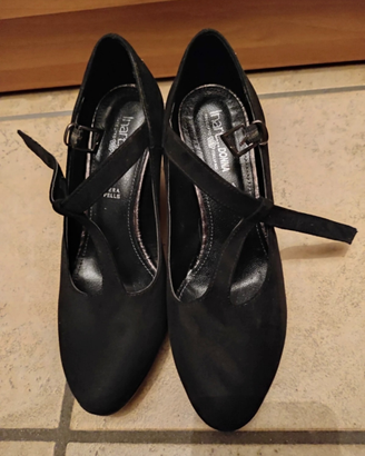 Scarpe con tacchetto
