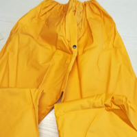 Pantaloni impermeabili