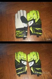 guanti da portiere 