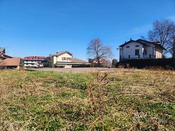 Terreno di 700 m² a Peveragno