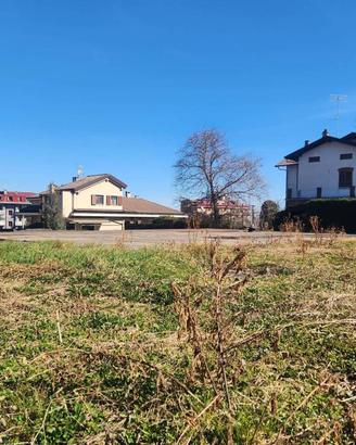 Terreno di 700 m² a Peveragno