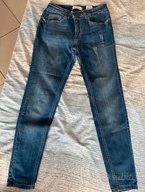 Jeans NUOVI Rinascimento