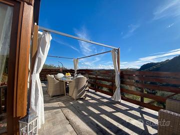 Oasi di pace con due appartamenti e piscina