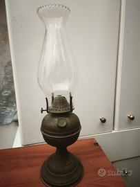 Lampada ad olio vintage,in ottone 