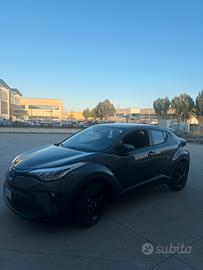 Toyota C-HR Full Hybrid garanzia ufficiale