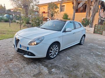 Alfa Romeo Giulietta 1.6 JTD 105 cavalli usata