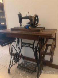 Macchina Singer del '800 con mobile