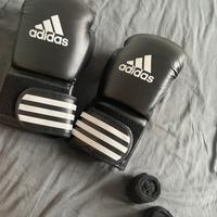 Guantoni boxe Adidas + fasce