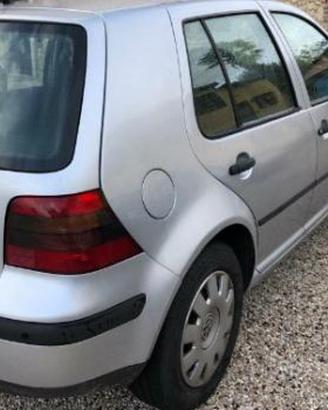 Volkswagen Golf 4 TD portellone,compressore,mo