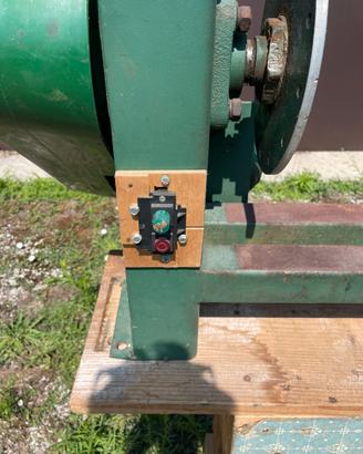 Tornio per legno