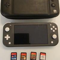 Nintendo Switch Lite grigia + 4 giochi +  custodia