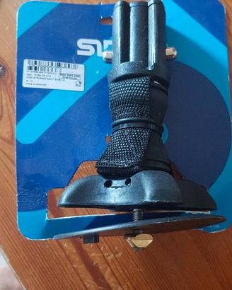 piede con attacco per albero vela windsurf