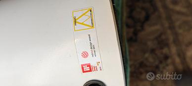 Lampada da tavolo Elica di Martinelli luce colore 