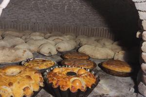 Panificio con forni a legna