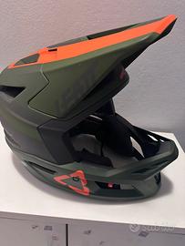Casco integrale Leat nuovo